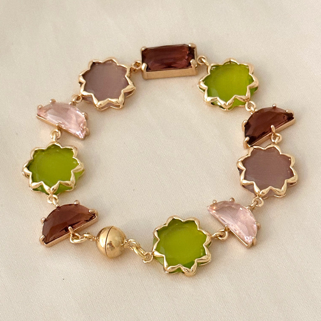 armband met kristallen maantjes en bloemen