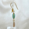 oorstekers met bloem, turquoise en lichtroze chalcedoon